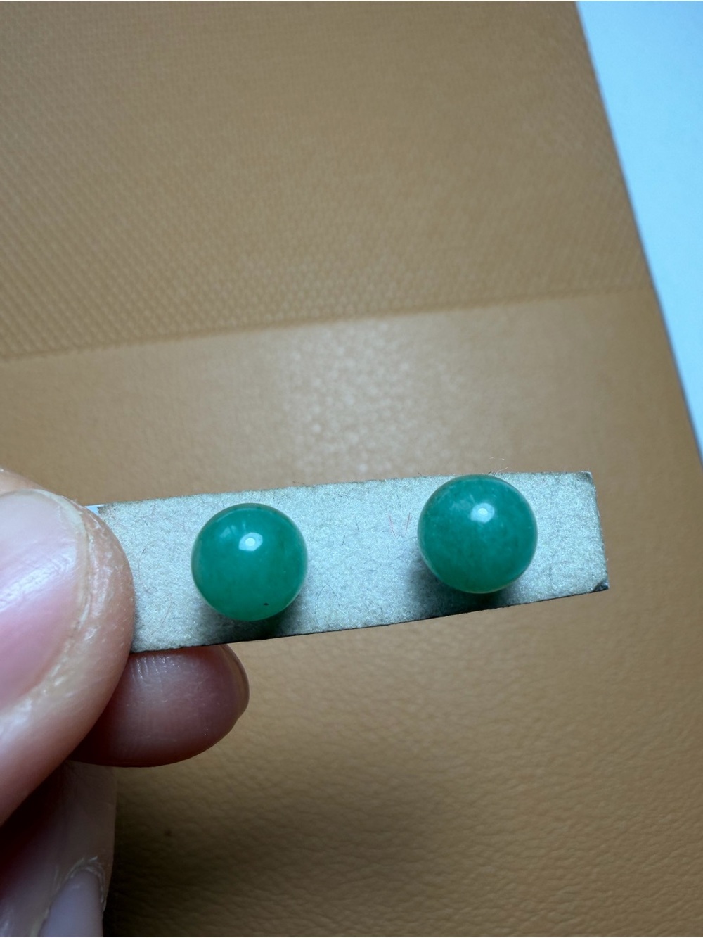 Minimalist Green Stone Ball Stud Earrings - Picture 9 of 9